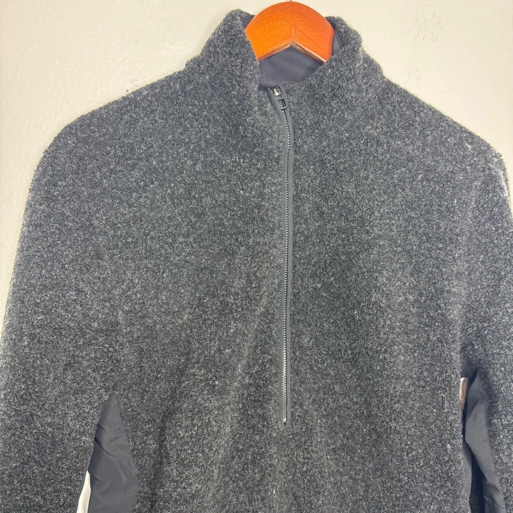 Lululemon‎ Black Tundra Trek 1/2 Zip Pullover Sweater